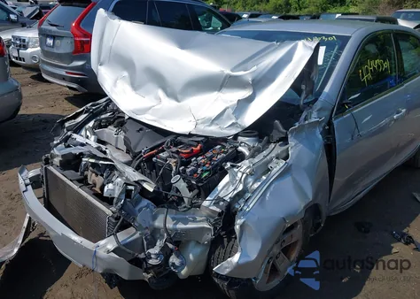 2015 Chevrolet Malibu 1Lt из США, поврежденный, VIN 1G11C5SL1FF349019